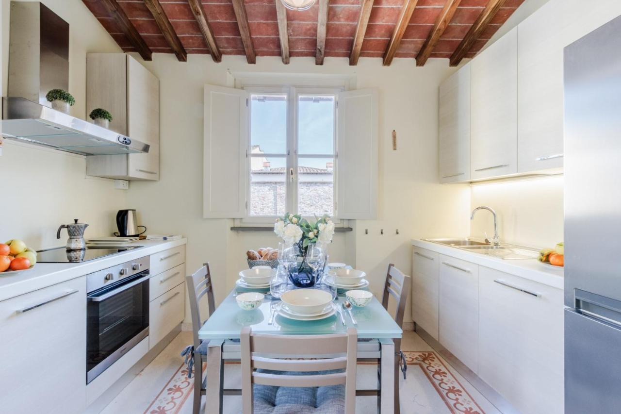 Appartamento Helene Smart Flat With Elevator Inside Lucca Esterno foto